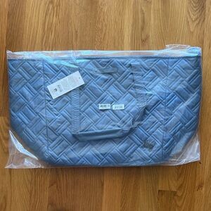 NWT Lug Avion 2 Carry-All Tote Bag in Blue Moon 🌙